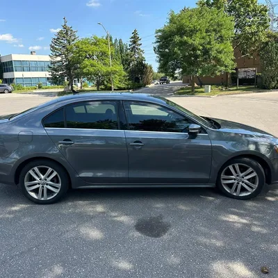 Volkswagen Jetta 2015 në shitje