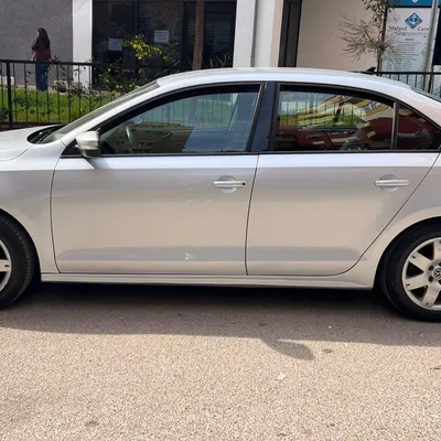 Volkswagen Jetta 2015 në shitje