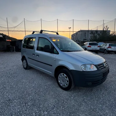 Volkswagen Caddy 2010 në shitje