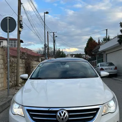 Volkswagen Passat CC 2011 në shitje