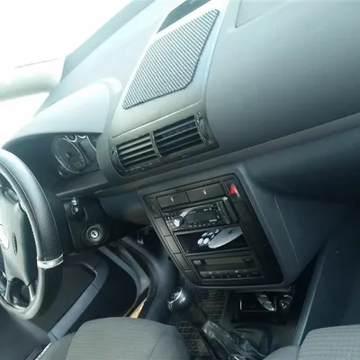 Volkswagen Sharan 2002 në shitje