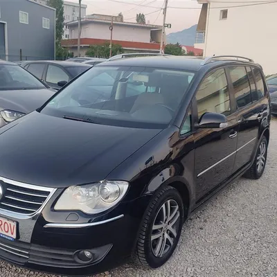 Volkswagen Touran 2007 në shitje