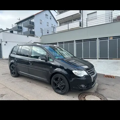 Volkswagen Touran 2008 në shitje