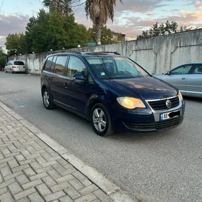 Volkswagen Touran 2008 në shitje