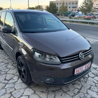 Volkswagen Touran 2012 në shitje