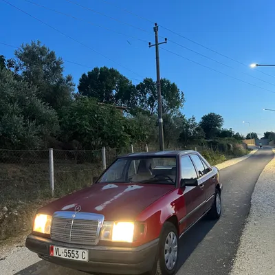 Mercedes-Benz W124