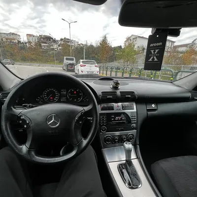 Mercedes-Benz C-class 2004 në shitje