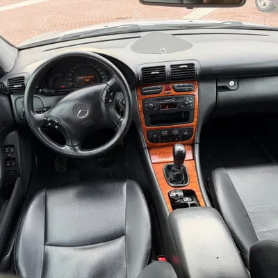 Mercedes-Benz C-class 2001 në shitje