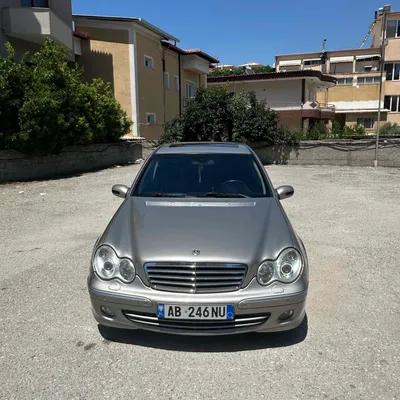 Mercedes-Benz C-class 2004 në shitje