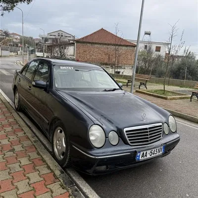 Mercedes-Benz E-class 2001 në shitje