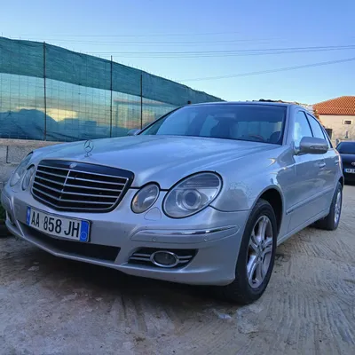 Mercedes-Benz E-class 2003 në shitje