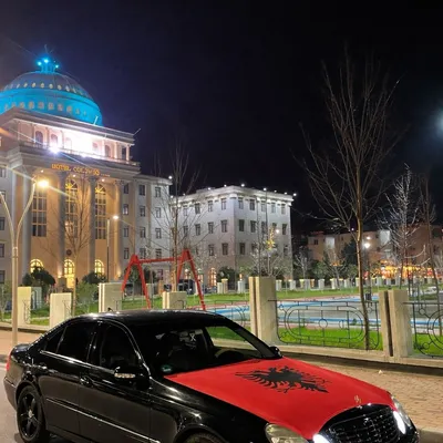 Mercedes-Benz E-class 2004 në shitje