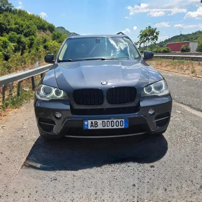 BMW X5 2013 në shitje