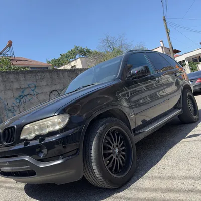BMW X5 2004 në shitje