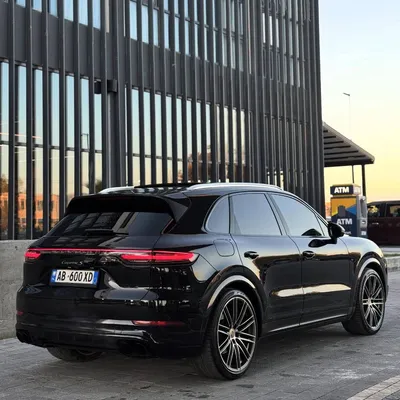 Porsche Cayenne 2019 në shitje