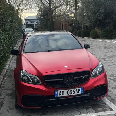 Mercedes-Benz E-class 2014 në shitje