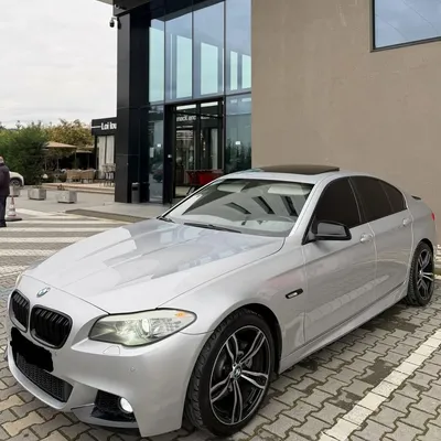BMW 5 Series 2011 në shitje