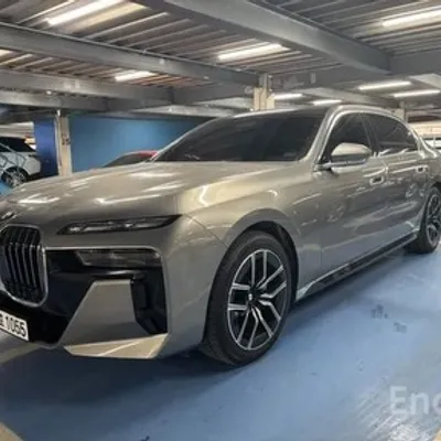 BMW 7 Series 2023 në shitje