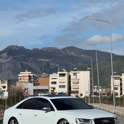 Audi S8
