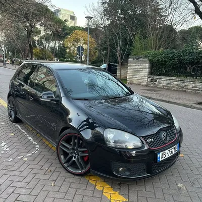 Volkswagen Golf 2007 në shitje