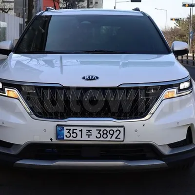 Kia Carnival 2021 në shitje