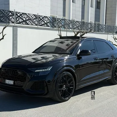 Audi RSQ8