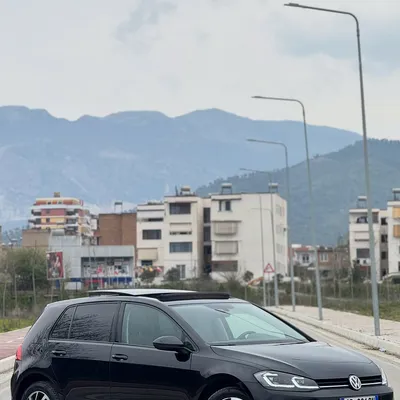 Volkswagen Golf 2019 në shitje