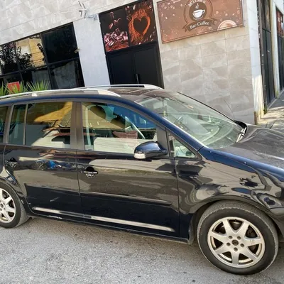 Volkswagen Touran 2006 në shitje