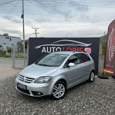 Volkswagen Golf 2008 në shitje