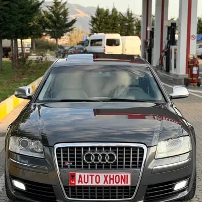 Audi S8