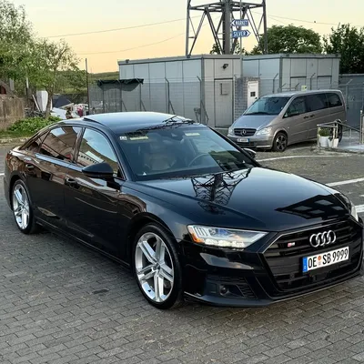 Audi S8