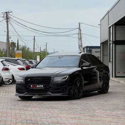 Audi S8