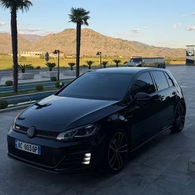 Volkswagen Golf 2018 në shitje