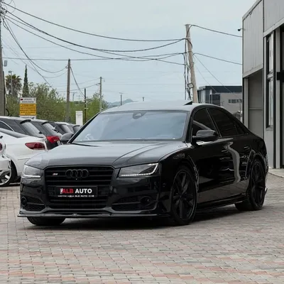 Audi S8