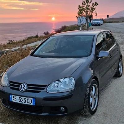 Volkswagen Golf 2008 në shitje
