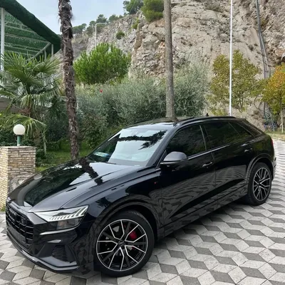Audi Q8