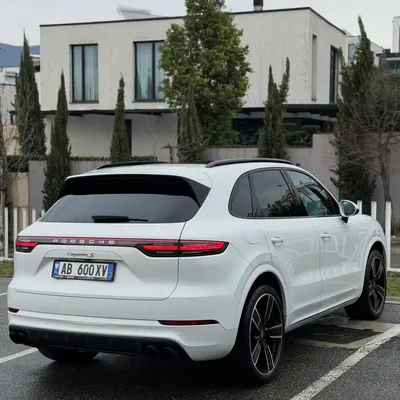 Porsche Cayenne 2019 në shitje