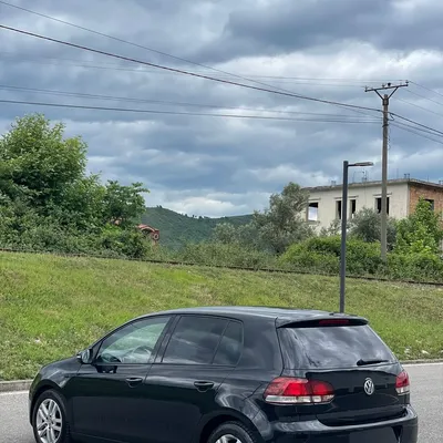 Volkswagen Golf 2012 në shitje