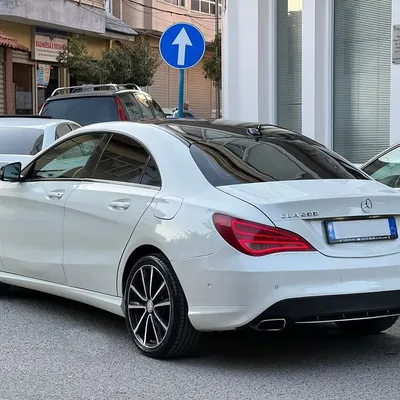 Mercedes-Benz CLA 2015 në shitje