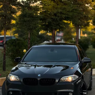 BMW 5 Series 2012 në shitje