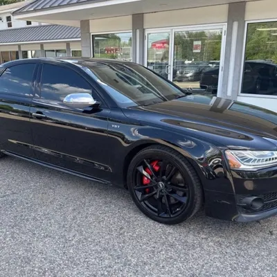 Audi S8