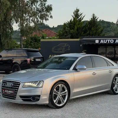 Audi S8