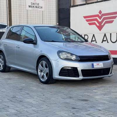 Volkswagen Golf 2009 në shitje