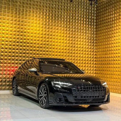 Audi S8