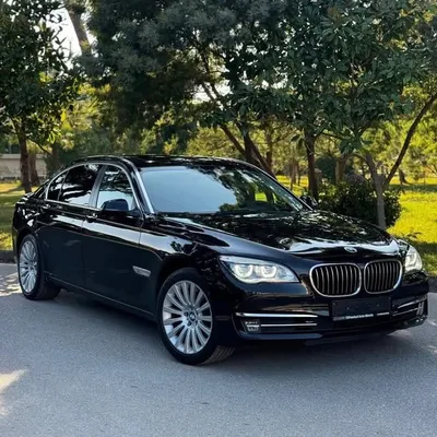 BMW 7 Series 2013 në shitje
