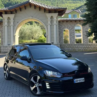 Volkswagen Golf 2015 në shitje