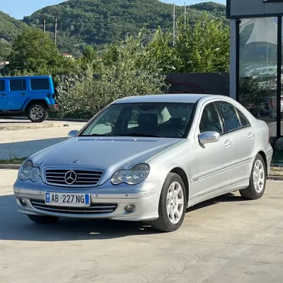 Mercedes-Benz C-class 2006 në shitje