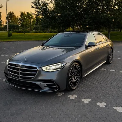 Mercedes-Benz S-class 2023 në shitje