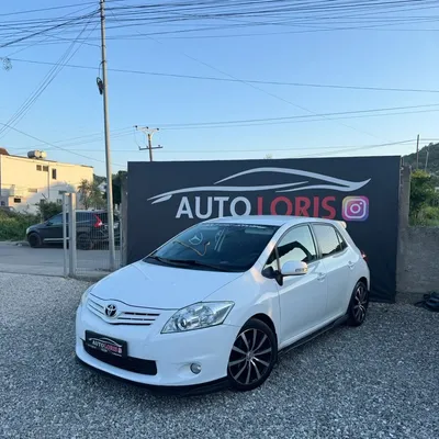 Toyota Auris 2011 në shitje