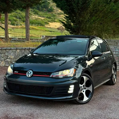 Volkswagen Golf 2015 në shitje